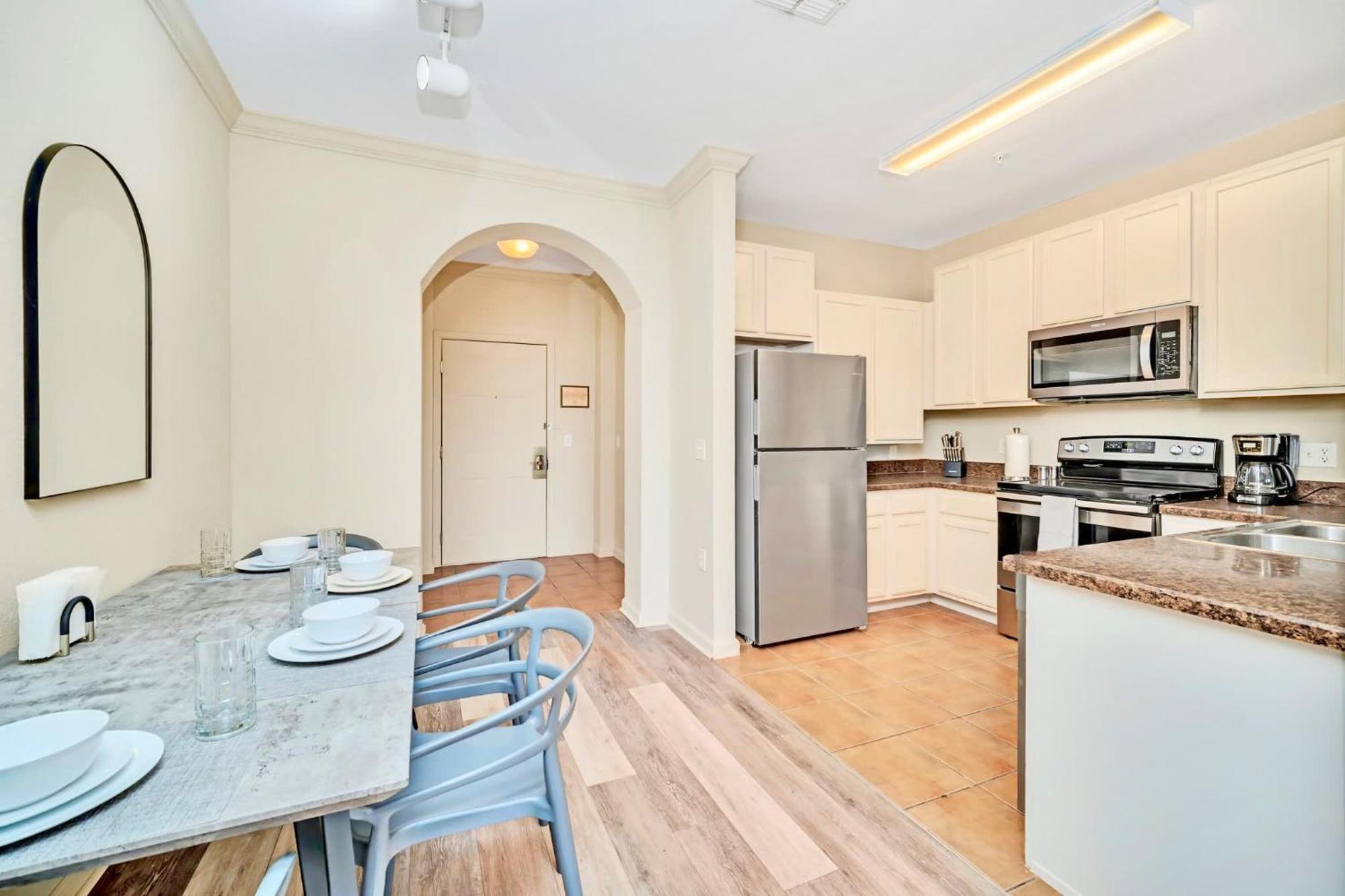 Stunning 2Br Condo With Hot Tub And Pool, Near Disney! Orlando Zewnętrze zdjęcie