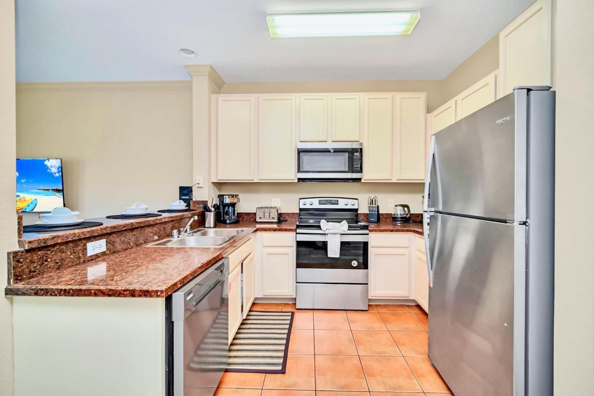 Stunning 2Br Condo With Hot Tub And Pool, Near Disney! Orlando Zewnętrze zdjęcie
